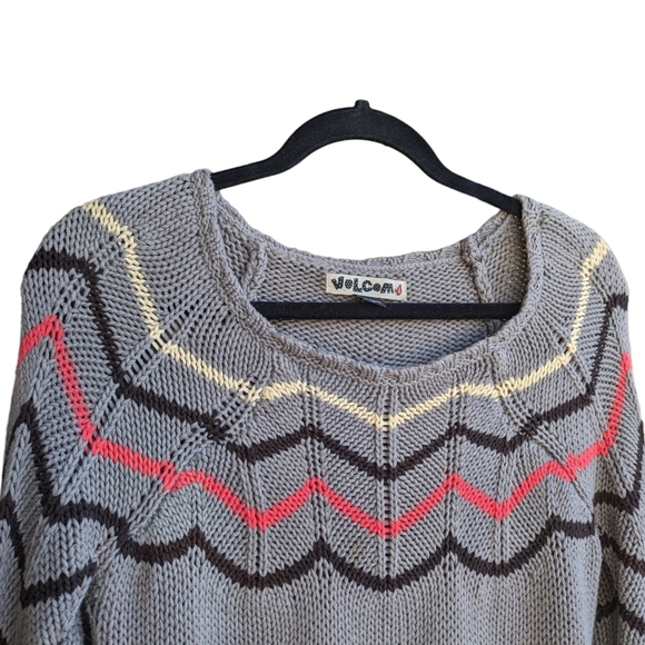 Volcom Brand Knit Sweater with Button Sleeves Super Soft Cotton Women's Size Med - Picture 4 of 15